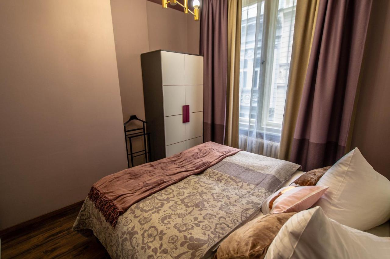 Colorful Day In Prague Design Apartments エクステリア 写真